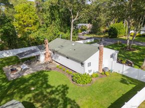 20 MacArthur Boulevard, Hauppauge NY 11788