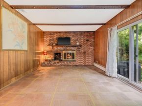 19 Whistler Hill Lane, Huntington NY 11743