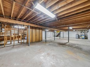 19 Whistler Hill Lane, Huntington NY 11743