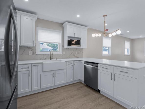 36 S 5th Avenue, Brentwood NY 11717