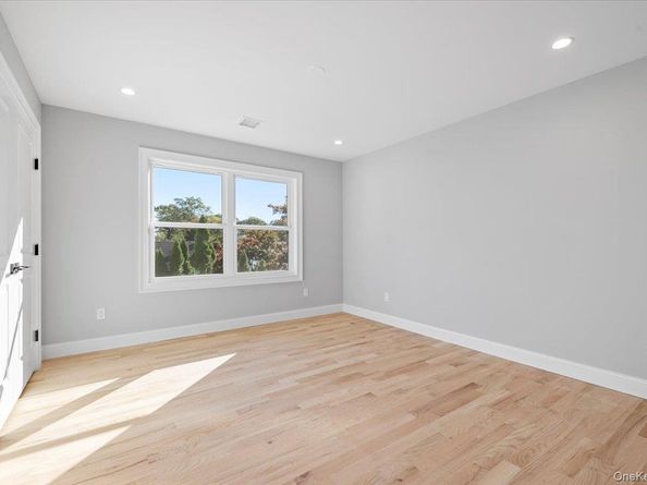 2282 Sycamore Place, Merrick NY 11566