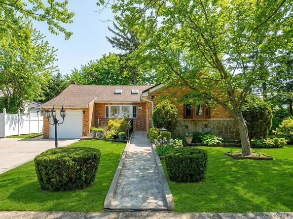 96 Rosedale Road, North Woodmere NY 11581