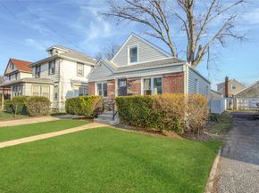 224 Windsor Parkway, Hempstead NY 11550