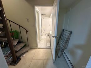 68-05 242nd Street 31A, Little Neck NY 11362