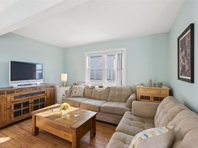 6 Soundview Drive North deck, Montauk NY 11954