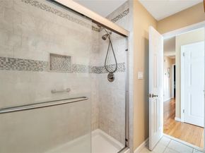25 Flanders Place, West Babylon NY 11704