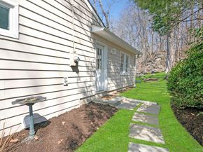 61 Schrade Road, Briarcliff Manor NY 10510