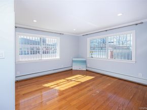 22447 76th Road, Oakland Gardens NY 11364