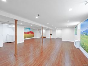 22447 76th Road, Oakland Gardens NY 11364