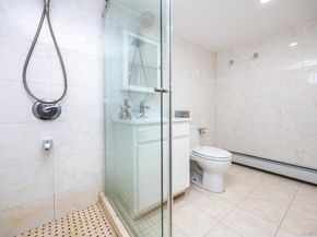 22447 76th Road, Oakland Gardens NY 11364