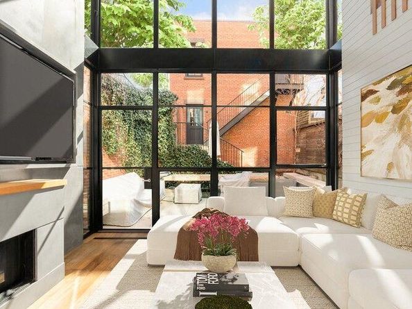 435 HENRY Street, Brooklyn NY 11231