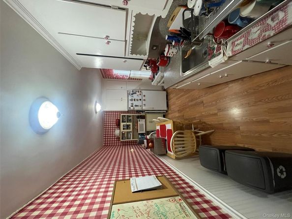 83-77 Woodhaven Boulevard 3F, Woodhaven NY 11421