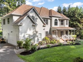 91 Bennetts Road, East Setauket NY 11733