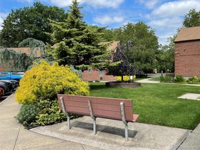 57-41 246TH Crescent Lower, Douglaston NY 11362