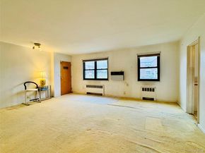 57-41 246TH Crescent Lower, Douglaston NY 11362