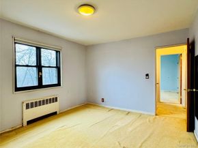 57-41 246TH Crescent Lower, Douglaston NY 11362