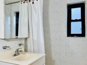 57-41 246TH Crescent Lower, Douglaston NY 11362