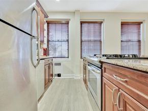 819 Broadway 1G, Woodmere NY 11598