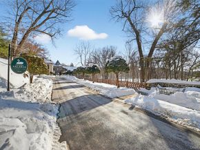 341 Furnace Dock Road 11, Cortlandt Manor NY 10567