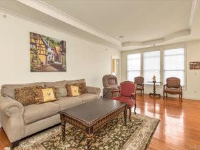 568 Pacing Way 568, Westbury NY 11590