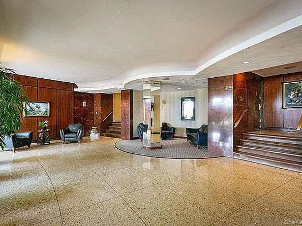 61-20 Grand Central Parkway C 1502, Forest Hills NY 11375