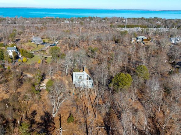 32 Old Canoe Place Road, Hampton Bays NY 11946