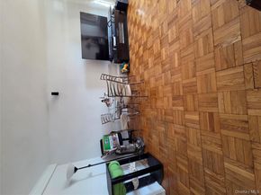 18-15 215th Street 6 C, Bayside NY 11360