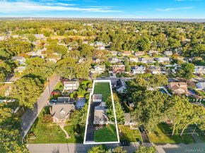 485 3rd Avenue, Bayport NY 11705