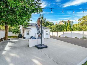 485 3rd Avenue, Bayport NY 11705