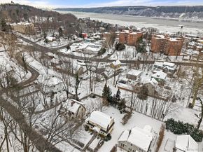 25 Croton Avenue, Hastings-on-Hudson NY 10706