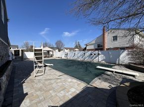44 Bruce Lane, Westbury NY 11590