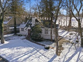 11 Muriel Road, Port Washington NY 11050