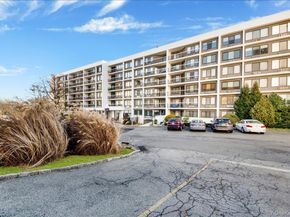 400 High Point Drive PH6, Hartsdale NY 10530