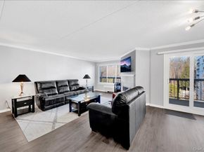 400 High Point Drive PH6, Hartsdale NY 10530