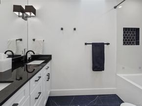 24 Chestnut Lane, Woodbury NY 11797