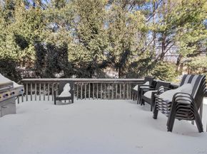 24 Chestnut Lane, Woodbury NY 11797