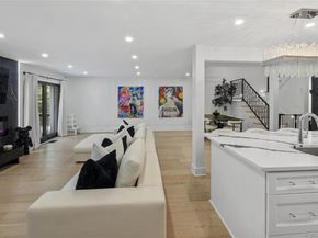 24 Chestnut Lane, Woodbury NY 11797