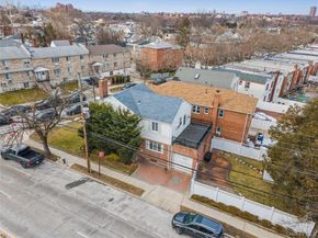 166-07 Union Turnpike, Fresh Meadows NY 11366