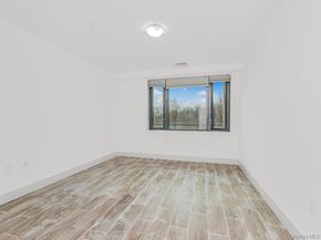 701 Ridge Hill Boulevard 1D, Yonkers NY 10710