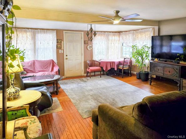 97 Hawkins Street, Bronx NY 10464