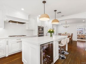 14 Eagles Bluff, Rye Brook NY 10573