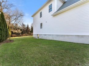 5 Stonewall Lane, Mamaroneck NY 10543