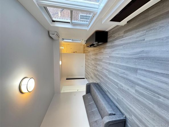 68-09 138th Street 2B, Flushing NY 11367