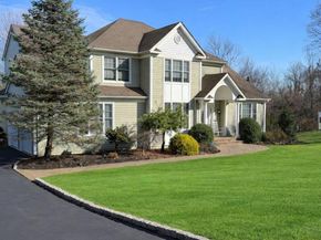 86 Louise Court, Riverhead NY 11901