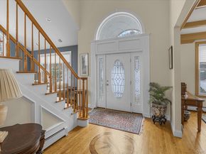 86 Louise Court, Riverhead NY 11901