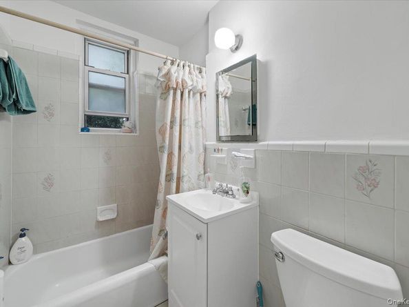1425 Thieriot Avenue 1N, Bronx NY 10460