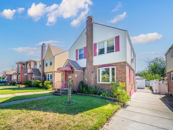 13049 217th Street, Laurelton NY 11413