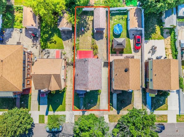 13049 217th Street, Laurelton NY 11413