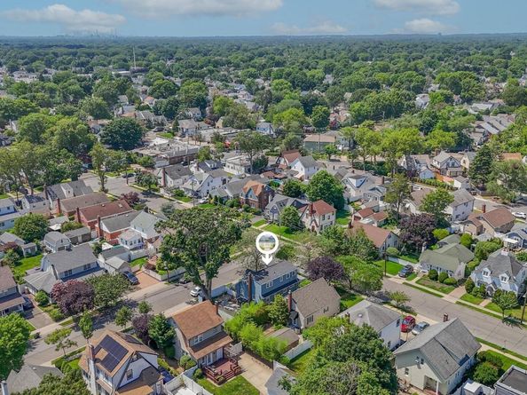 118 Edmund, Lynbrook NY 11563