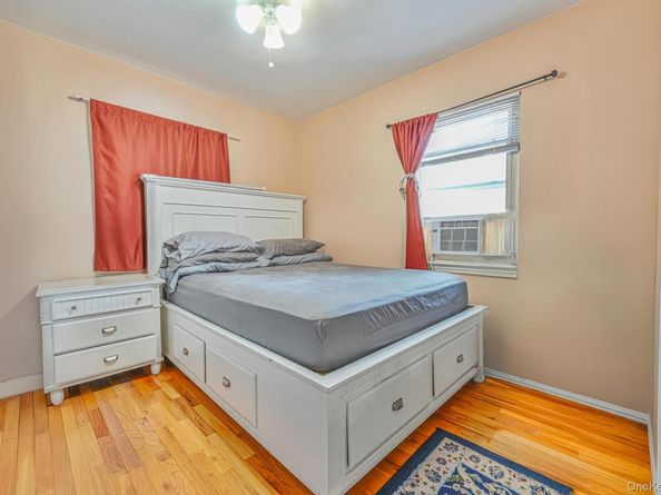 118 Edmund, Lynbrook NY 11563
